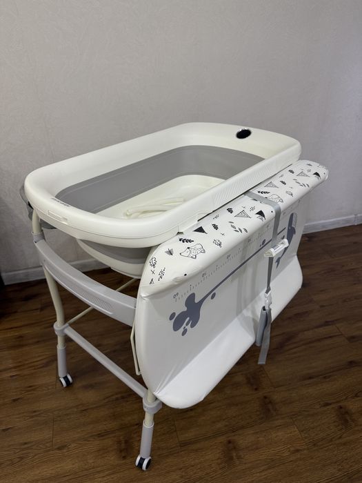 Пеленальный столик