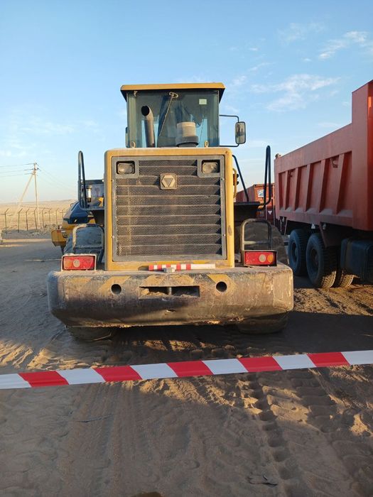 Погрузчик 3 кубалик