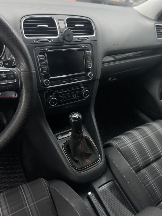 Golf 6 2.0 TDI / FULL  LED / interior GTI