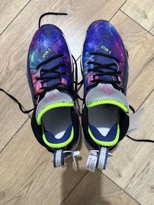 Li-Ning Wade Shadow 5 в расцветке «Galaxy»