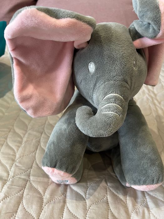 Музикална плюшена играчка – сив слон
