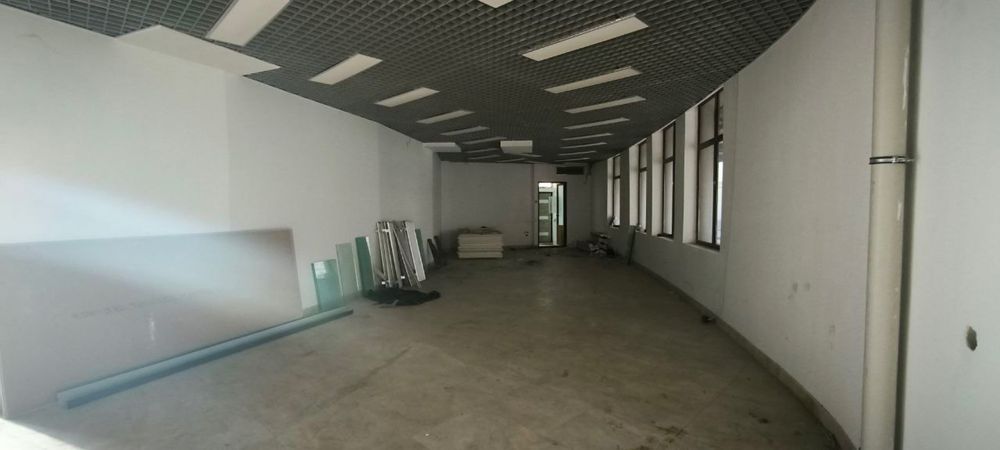 Паркентский . Сдам в Аренду помещения и боксы