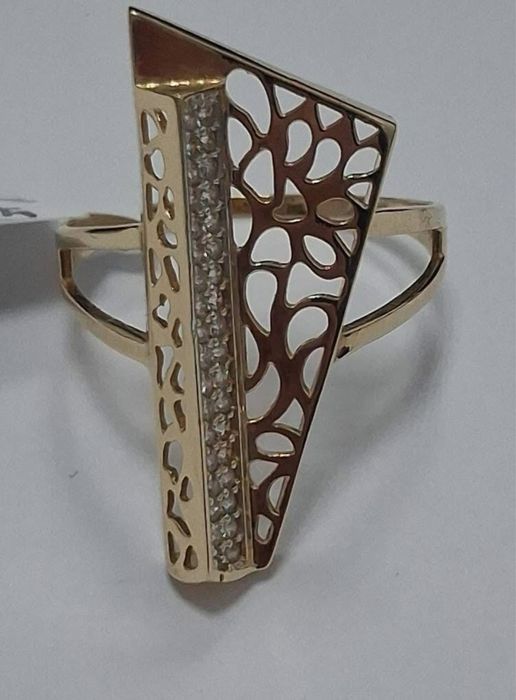 4.46 гр. 727 лв. 67 рр Дамски пръстен