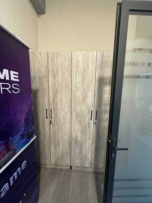 АРЕНДА Евро ОФИС 200 кв.м. с мебелью ор-р Лакокраска