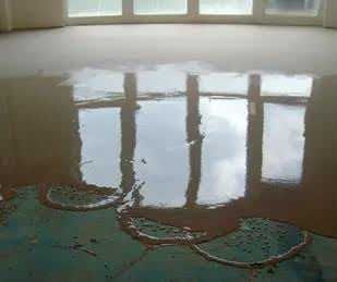 Саморазливна замазка