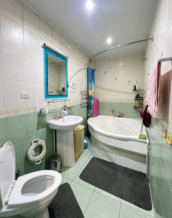 Юнусабад 18, 4/1/4 КиРпИч 77 Серия Неторец Балкон 6на2 Мебель Техника