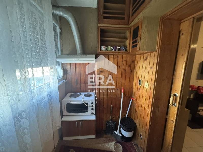 Двустаен апартамент под наем в Орфей