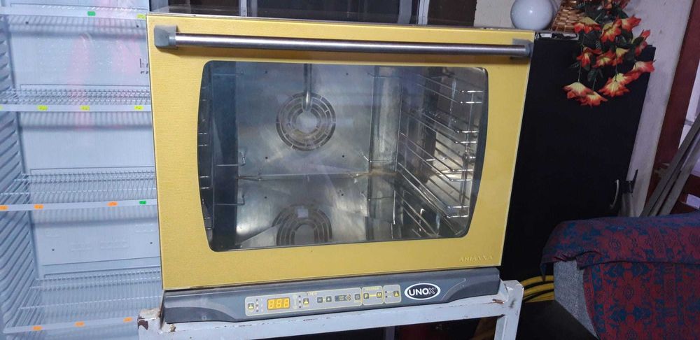 Cuptor electric UNOX