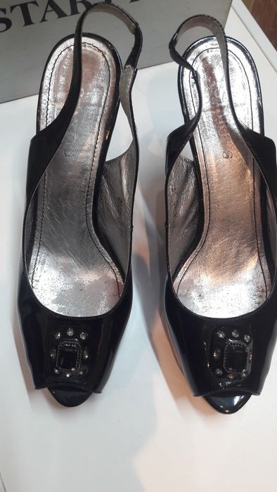 Туфли лакированные