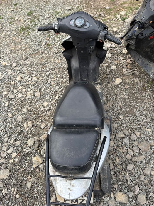 vand scutere:125,50cm3