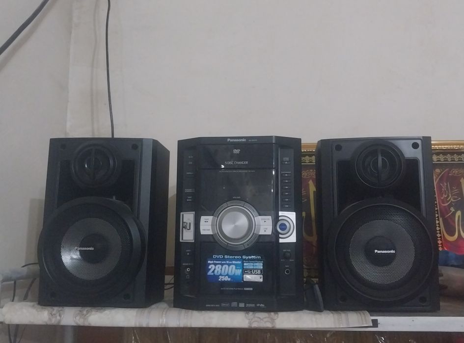 Muzikalni sentr  sotiladi holati yangi