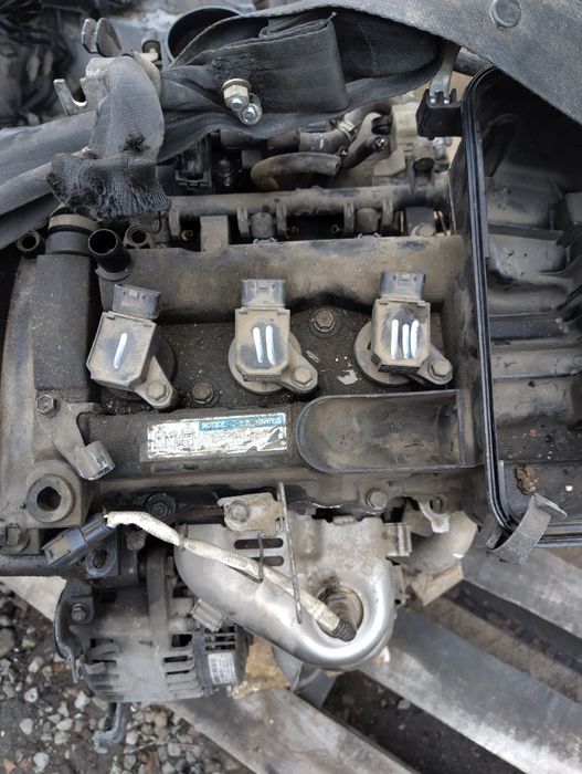 Ситроен C1 само на части! Перфектен двигател и ходова част!