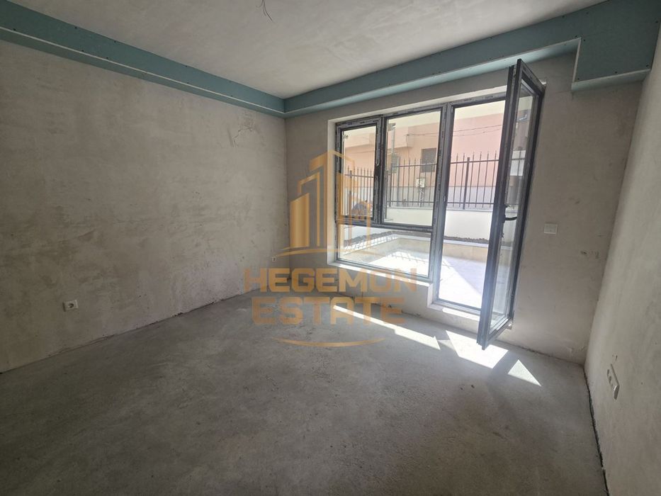 Продава се Двустаен апартамент в Варна, Аспарухово - 57 кв.м за 649 €/кв.м - Снимка #2