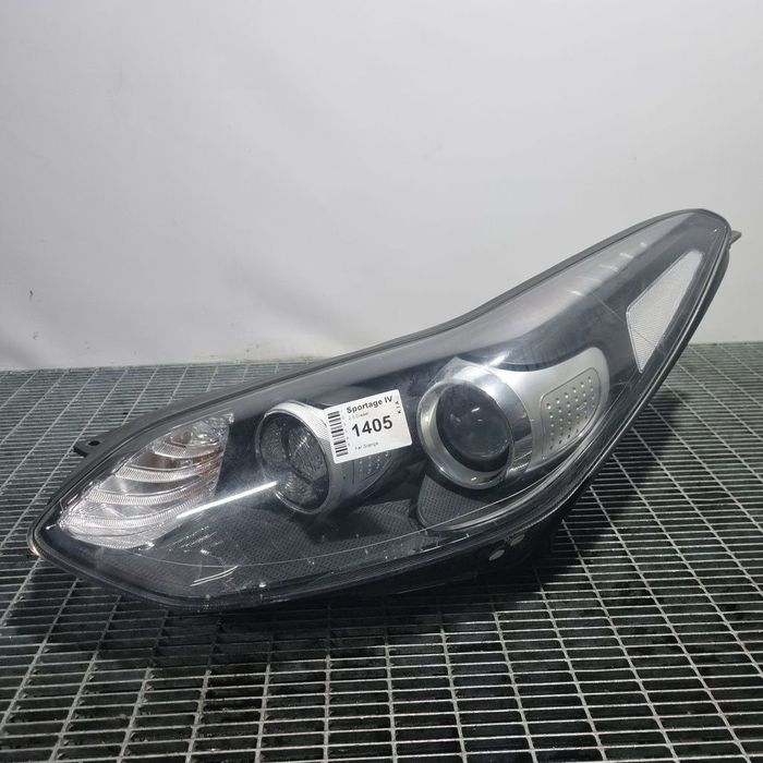 Far Stanga Kia Sportage IV 2016 - 2018 SUV 4 Usi (1405) Cu lupă L009L0460L0