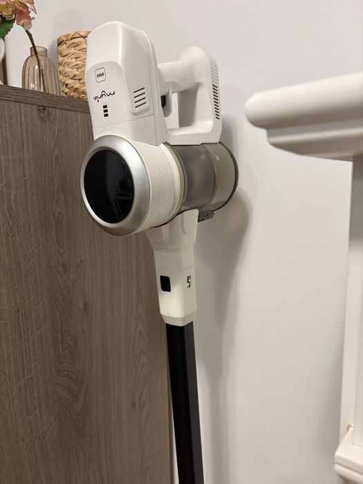 Aspirator vertical fara fir Myria