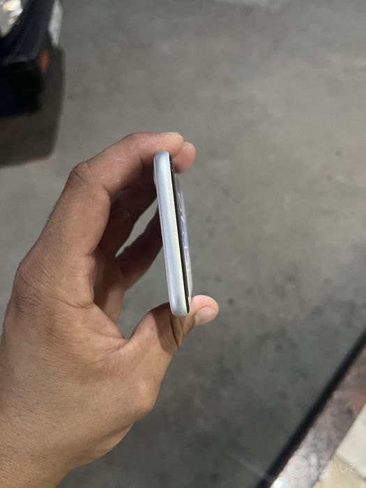 Iphone SE 2020 64GB/74% yomkis LLA sim esim
