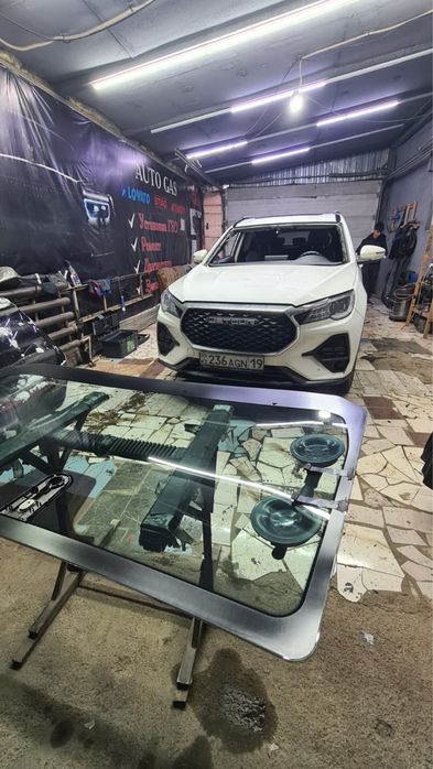 Лобовые стекло на все марках