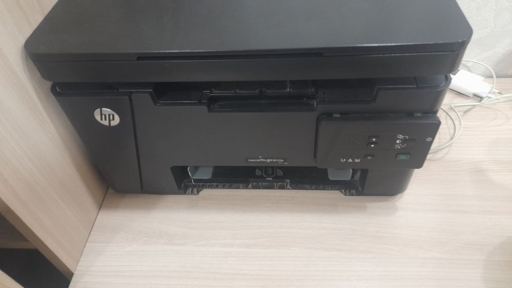 Продам принтер hp лазер Про MFP M125 a