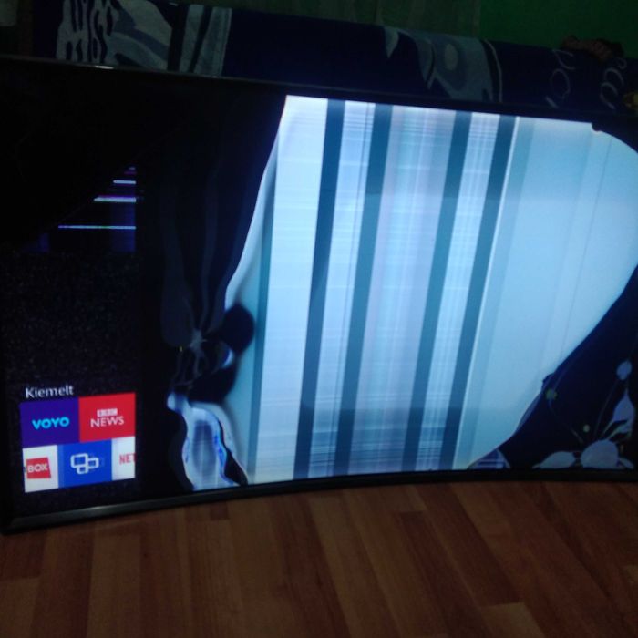 Vind tv samsung curbat ue48j6300awxxh pentru piese preț 400lei