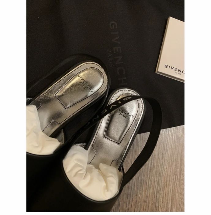 Оригинални Givenchy пантофи