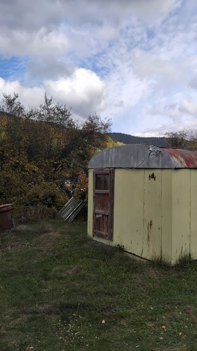 Продава имот в с.Кутугерци общ.Кюстендил