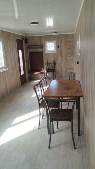 Продам жилой утеплённый модуль 8x2,6x2,6.