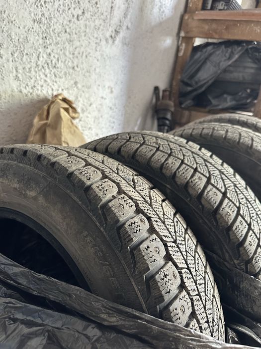 Автошины 185/65R15 зима шипованные б/у