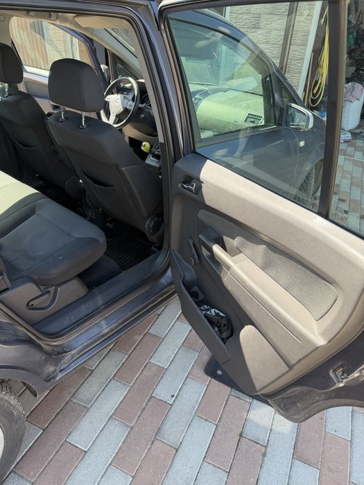 Opel Zafira - 1.9 TDI, 7 locuri