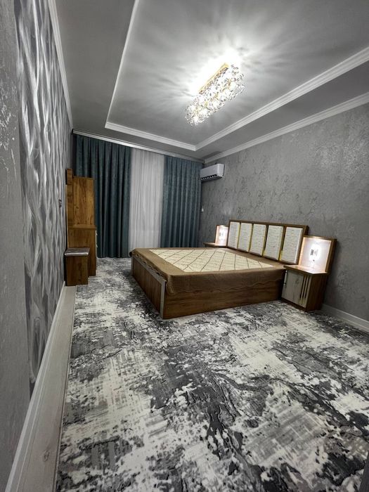 Сдаётся двух комнатная квартира