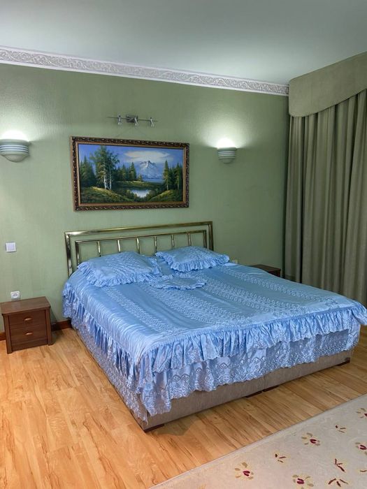 Сдается 6-ти комнатная квартира на ул.Паркентская