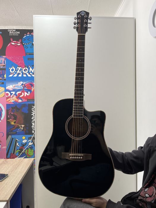 Гитара акустическая