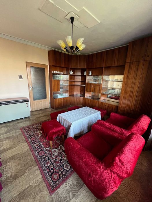 Дава се под наем Двустаен апартамент в Пловдив, Център - 78 кв.м за 350 € - Снимка #3