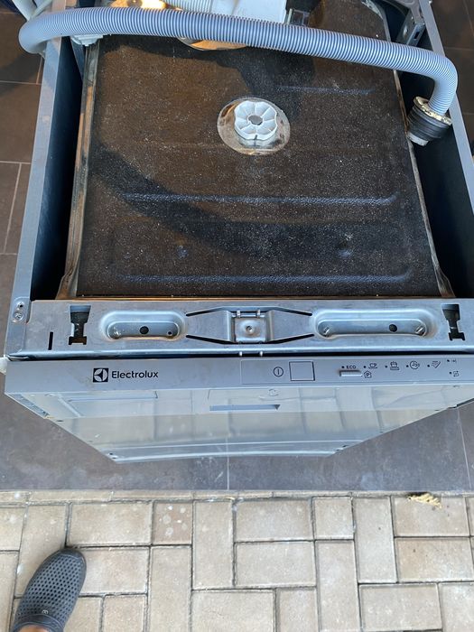 Masina de spalat vase electrolux