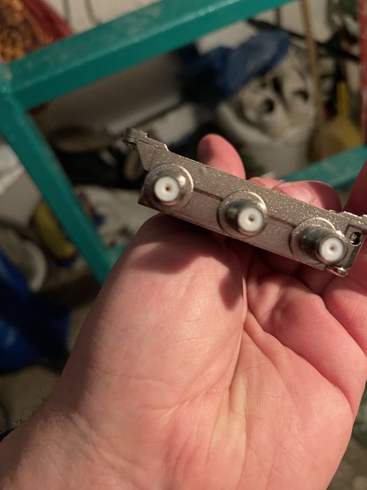 Splitter coaxial 4 iesiri Tv Myria nou garantie 2 ani cu bon