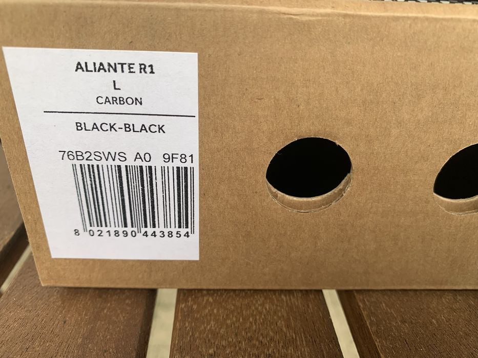 Fizik Aliante R1 Carbon седалка за велисиед