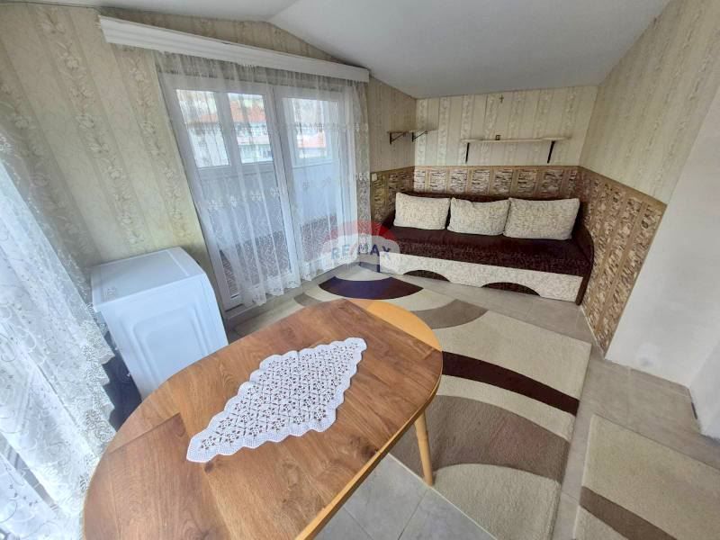Двустаен апартамент, кв. Владислав Варненчик ДК4607