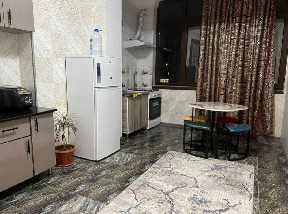 Oʻzgarish metro yonida