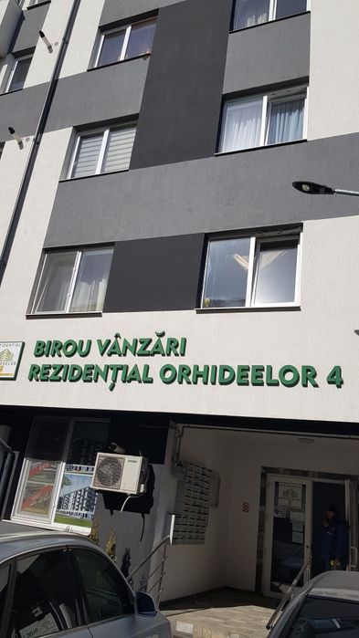 Închiriez 2 camere tip studio