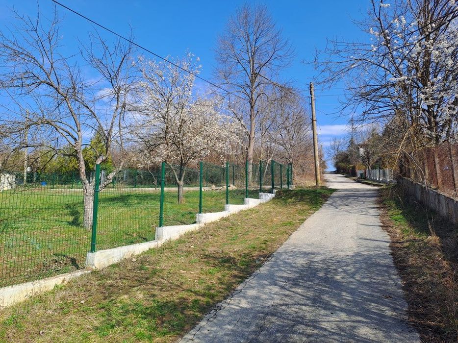 Продава се Къща в с. Джурово, Област София-област - 350 кв.м за 190 €/кв.м - Снимка #1