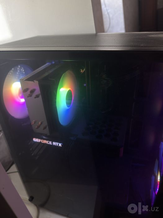 Kompitur 32 gb apiratifka
