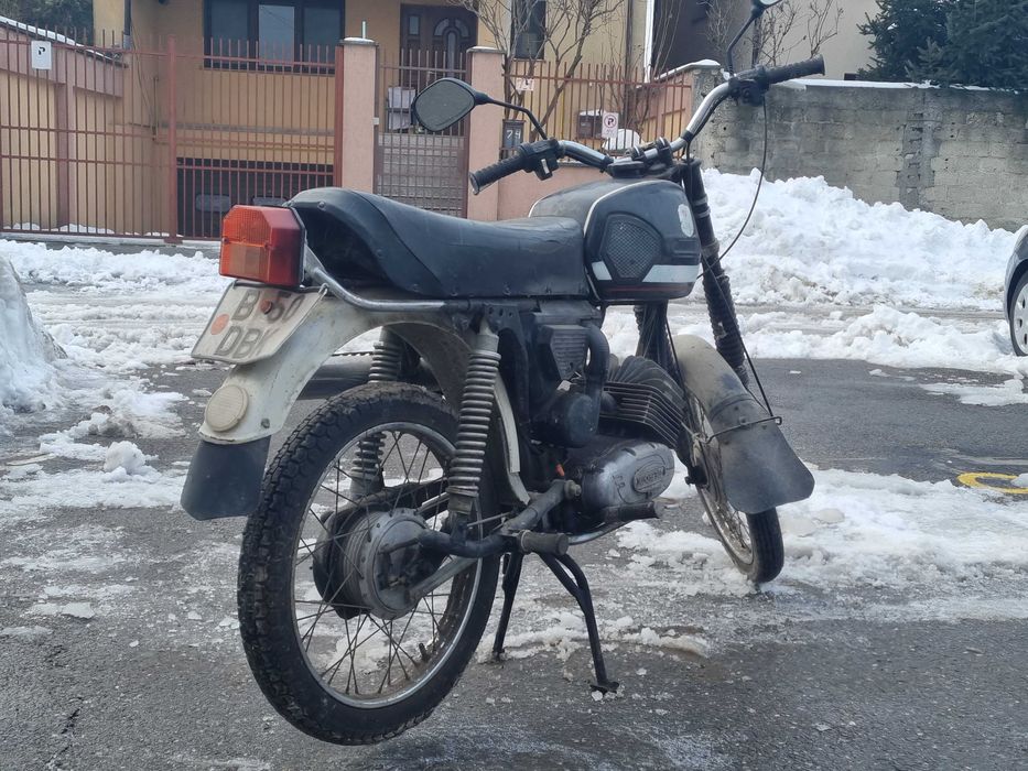 motoreta mobra hoinar cu acte