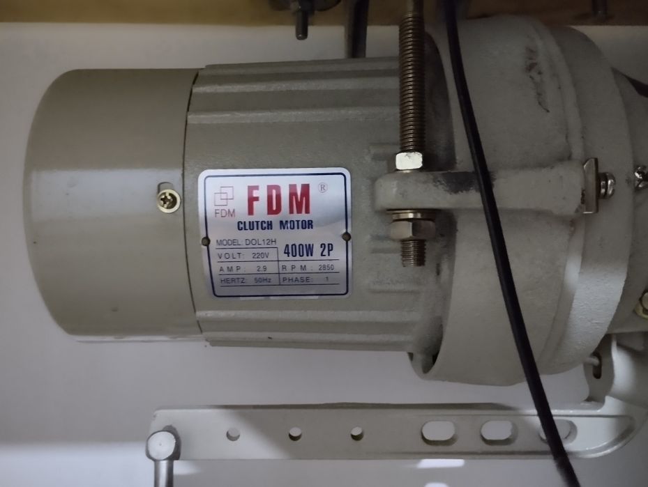 Швейная машина jack