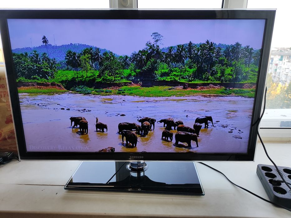 Телевизор Samsung Smart TV