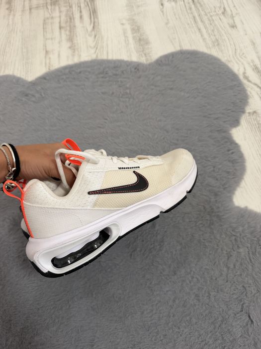 Иригинални маратонки Nike