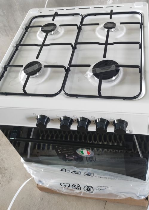 Gaz plita Artel- Vesta. Газовая плита Артел.