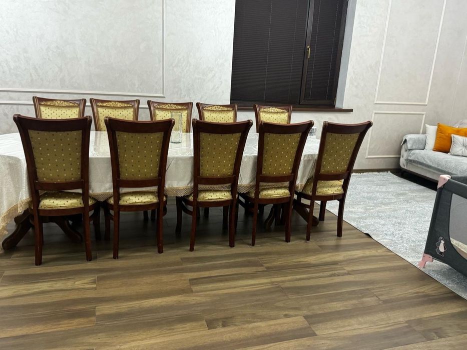 Продам стол со стульями