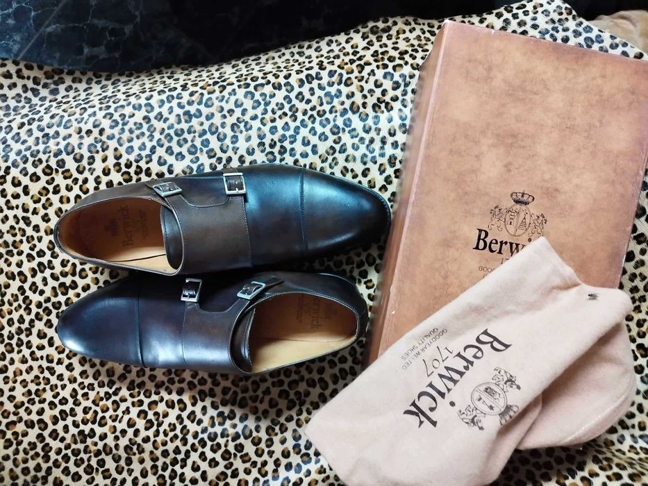 Испански ъжки обувки Berwick 1707,като нови.Номер 45