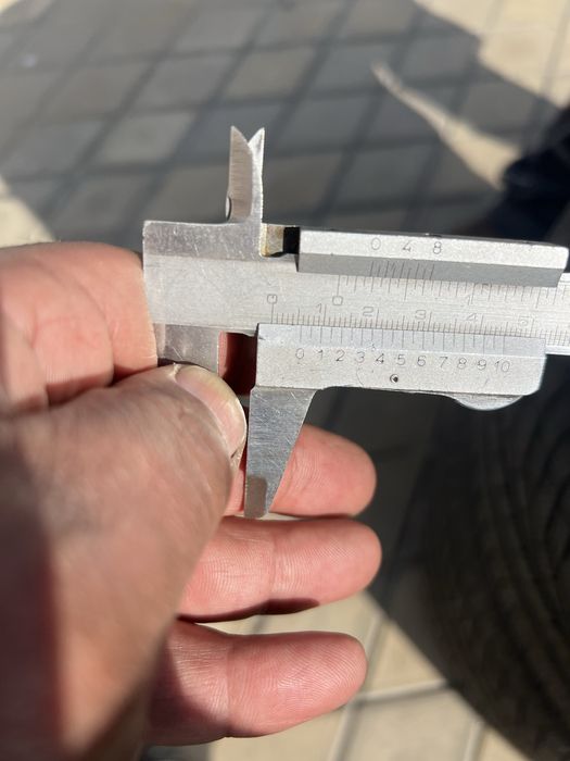 Гуми 295\35/23 зимни