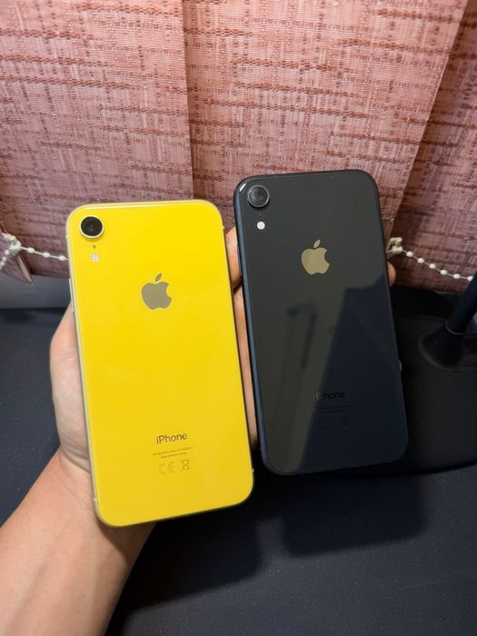 iPhone XR Negru/Galben, Memorie 64GB, 85% Baterie, iOS  18.7