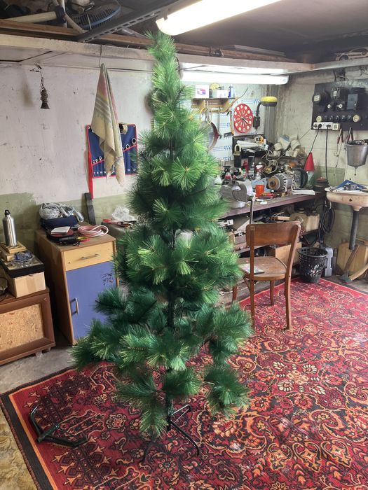 Ёлка искусственная